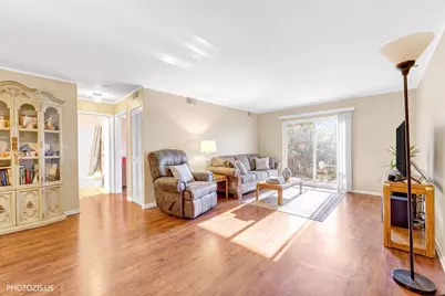 8232 Niles Center Road #311, Skokie, IL 60077 - Photo 3