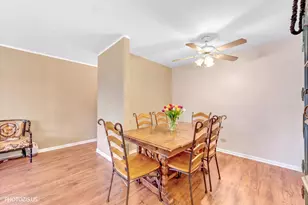 8232 Niles Center Rd, Skokie, IL 60077 - Photo 5