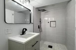 8820 N Elmore St, Niles, IL 60714 - Photo 27
