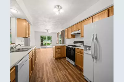 510 W Hitt Street, Mount Morris, IL 61054 - Photo 3