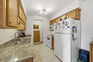 6135 W 94th St, Oak Lawn, IL 60453 - Photo 11