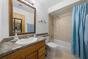 6135 W 94th St, Oak Lawn, IL 60453 - Photo 17