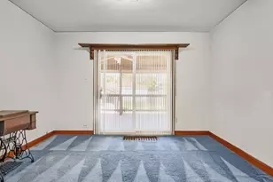 10440 S Hamlin Ave, Chicago, IL 60655 - Photo 7