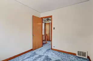 10440 S Hamlin Ave, Chicago, IL 60655 - Photo 19