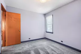 10440 S Hamlin Ave, Chicago, IL 60655 - Photo 15