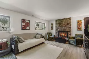 82 Sherbon Ln, Crystal Lake, IL 60014 - Photo 13
