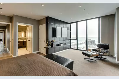 225 N Columbus Drive #5510, Chicago, IL 60601 - Photo 27