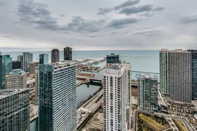 225 N Columbus Drive #5510, Chicago, IL 60601 - Photo 17
