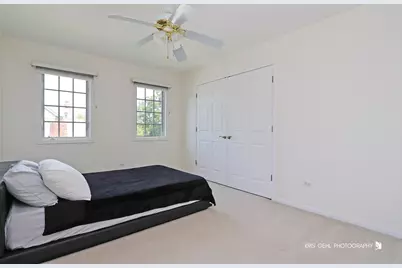 1277 Queen Ann Lane, Gurnee, IL 60031 - Photo 19
