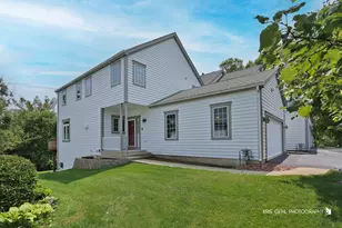 1277 Queen Ann Ln, Gurnee, IL 60031 - Photo 1