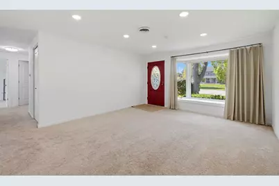 1624 W Weathersfield Way, Schaumburg, IL 60193 - Photo 11