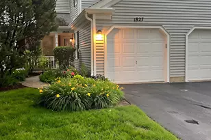 1827 Pebble Beach Cir, Elk Grove Village, IL 60007 - Photo 1