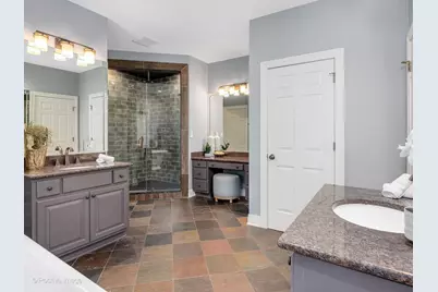 130 S Madison Street, Hinsdale, IL 60521 - Photo 19