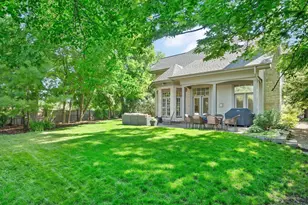 130 S Madison St, Hinsdale, IL 60521 - Photo 33