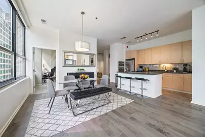 130 S Canal Street #803, Chicago, IL 60606 - Photo 5