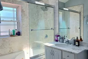7223 N Oakley Ave, Chicago, IL 60645 - Photo 17