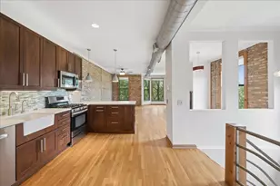 439 N Leavitt St, Chicago, IL 60612 - Photo 3