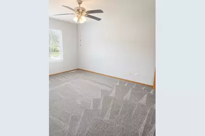 1462 Glen Ellyn Road, Glendale Heights, IL 60139 - Photo 11