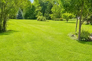 1462 Glen Ellyn Rd, Glendale Heights, IL 60139 - Photo 17
