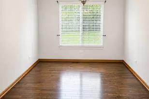1462 Glen Ellyn Rd, Glendale Heights, IL 60139 - Photo 3