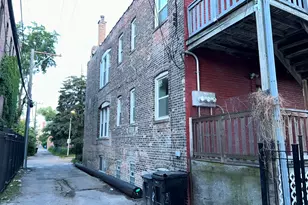 6018 S Eberhart Ave, Chicago, IL 60637 - Photo 3
