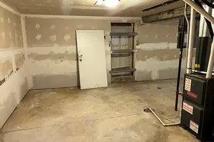 6018 S Eberhart Ave, Chicago, IL 60637 - Photo 27