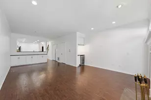 4268 W Harrington Ln, Chicago, IL 60646 - Photo 7