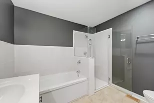 4268 W Harrington Ln, Chicago, IL 60646 - Photo 23