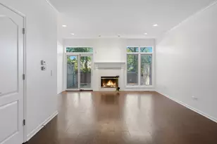 4268 W Harrington Ln, Chicago, IL 60646 - Photo 3