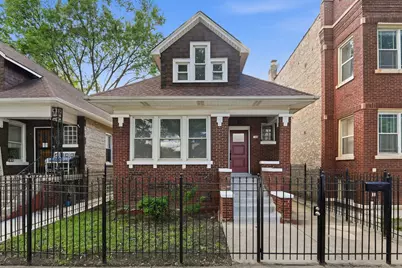 1506 N Lotus Avenue, Chicago, IL 60651 - Photo 1