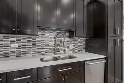 2813 S Grove Street, Chicago, IL 60608 - Photo 7
