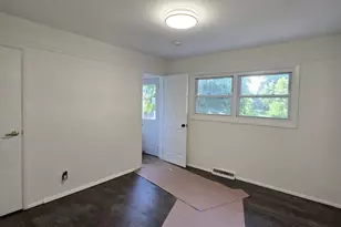 58 E 55th St, Westmont, IL 60559 - Photo 13