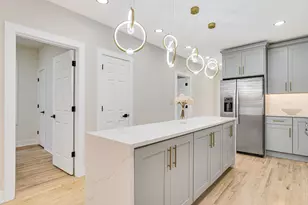 5218 W 55th St, Chicago, IL 60638 - Photo 7