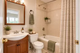 7209 N Damen Ave, Chicago, IL 60645 - Photo 7