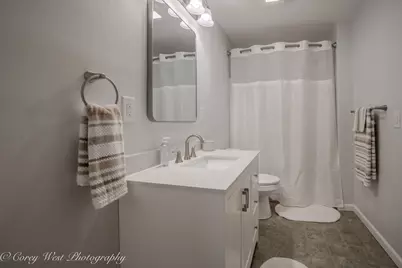 108 Shirley Avenue, Rochelle, IL 61068 - Photo 11