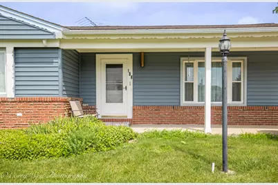 108 Shirley Avenue, Rochelle, IL 61068 - Photo 3