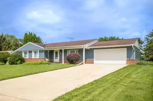 108 Shirley Ave, Rochelle, IL 61068 - Photo 1