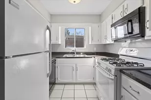 716 W 65th St, Westmont, IL 60559 - Photo 3