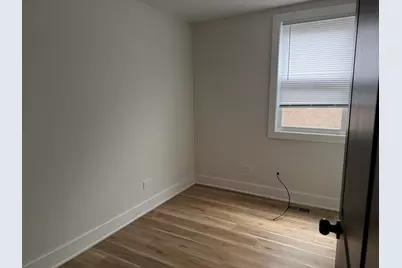 7525 S Ellis Avenue #1, Chicago, IL 60619 - Photo 5