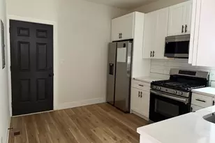 7525 S Ellis Ave, Chicago, IL 60619 - Photo 9