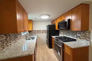 2192 Wildwood Ln, Hanover Park, IL 60133 - Photo 3