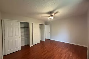 2192 Wildwood Ln, Hanover Park, IL 60133 - Photo 7