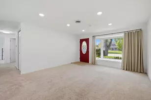 1624 W Weathersfield Way, Schaumburg, IL 60193 - Photo 11