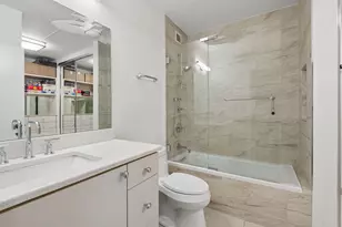 100 E Bellevue Pl, Chicago, IL 60611 - Photo 17
