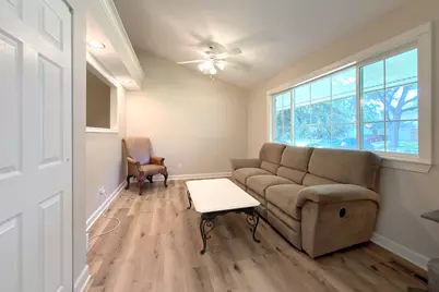967 Cardiff Drive, Crystal Lake, IL 60014 - Photo 5