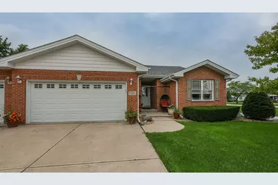 1385 N Westshore Boulevard, Manteno, IL 60950 - Photo 1
