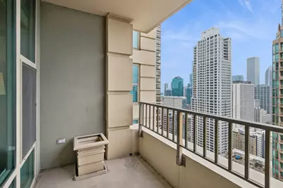 25 E Superior Street #3903, Chicago, IL 60611 - Photo 13