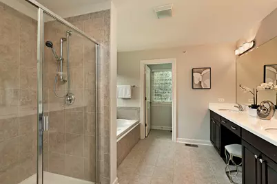 1927 Alexandra Court, Northbrook, IL 60062 - Photo 19