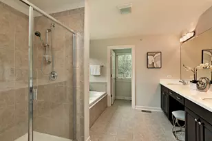 1927 Alexandra Ct, Northbrook, IL 60062 - Photo 19