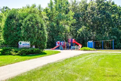 441 Barn Swallow Drive, Lindenhurst, IL 60046 - Photo 39
